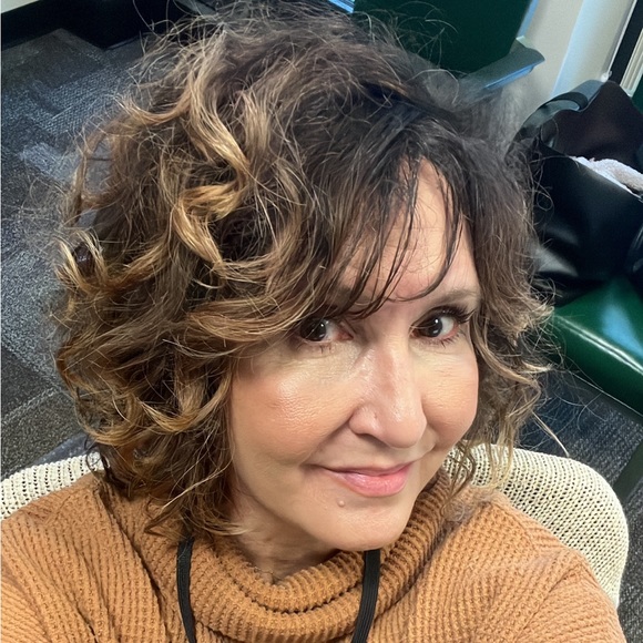 Meet your Posher, Wendy - Picture 1 of 1